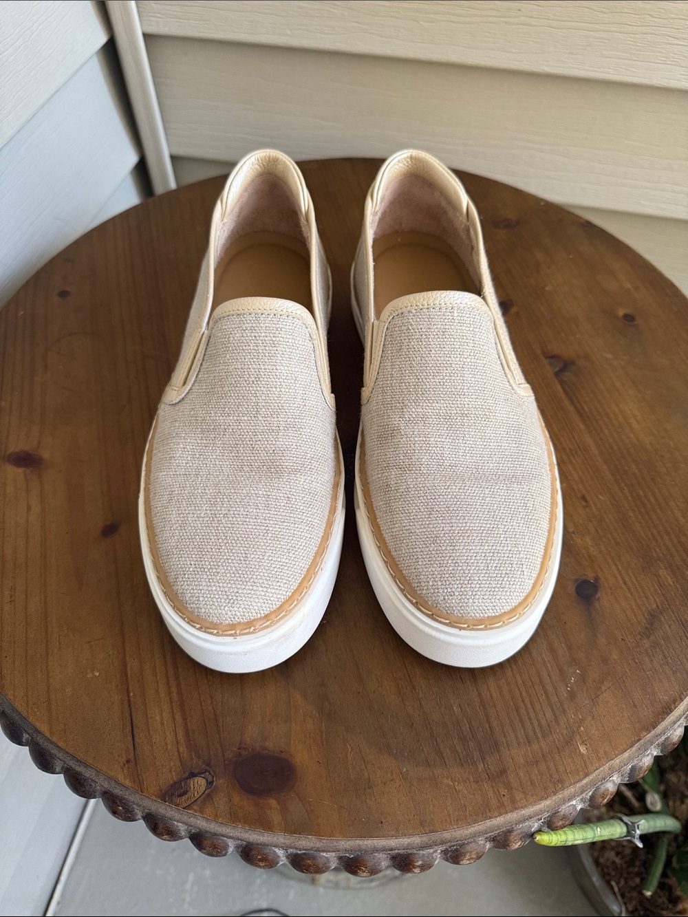 M.Gemi Gina Slip ons